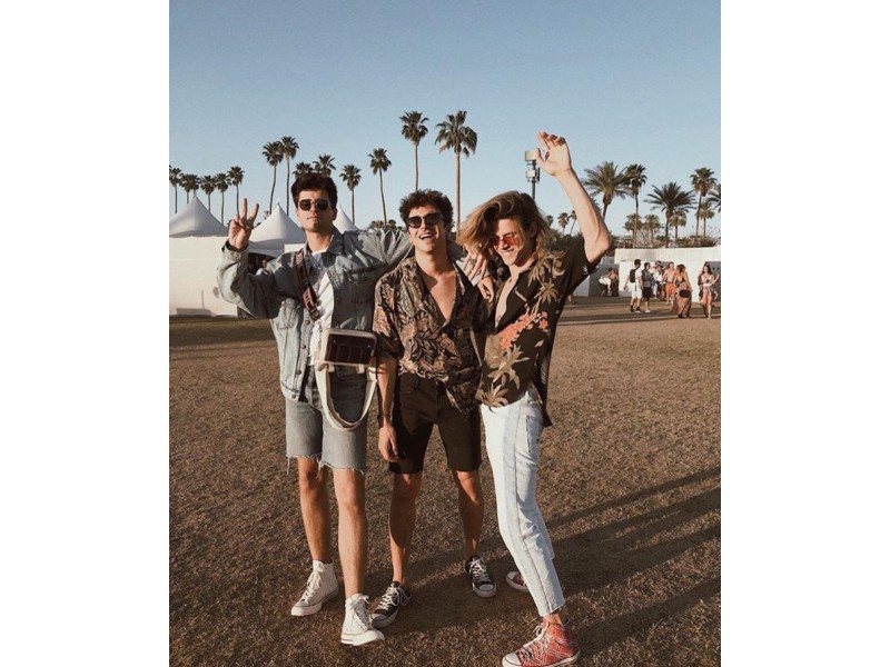 CASTING BAIETI 18-30 ANI - RECLAMA BAUTURA CARBOGAZOASA